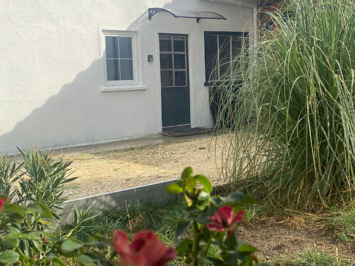 Petite Maison, Quartier Calme. Bourges Buitenkant foto